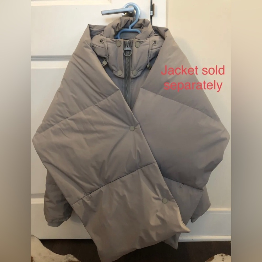 The Arrivals Light Grey Puffer Scarf/Wrap